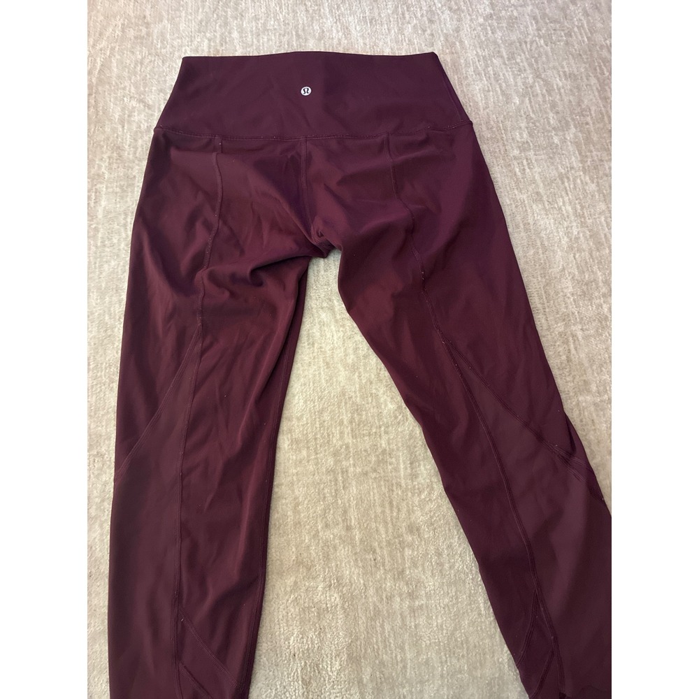 Lululemon Burgundy Mesh Scalloped Hem High Rise Leggings Womens Maroon‎ Tights